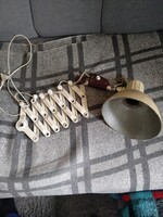Ollós vagy harmonika szerkezetű fali lámp