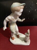 Budapest AQINCUM porcelán figura kisfiú nyuszival