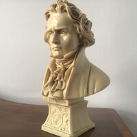 L.V.Beethoven büszt 28cm.