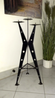 Iparművészeti? kovácsoltvas jellegű gyertyatartó, közel 80cm. magas, 3 ágú, retro