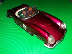 NAGYON JÓ ÁLLAPOTÚ MF-763 lendkerekes kínai kisautó LEMEZAUTÓ RITKÁB BORDÓ METÁL SZÍNBEN  20 cm