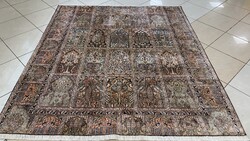 4029 KASMÍRI Bakhtiari mintás kézi perzsa hernyóselyem szőnyeg 180X200CM