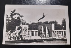 1951 Debrecen-Fürdőzök Ruházati bolt reklám