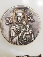 Anti ortodox úti ikon Szűz Mária a kis Jézussal. Az alapja sárgaréz, hátul támasztóval