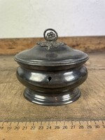 -AX299- Antik alpakka cukordoboz / bonbonier – Zárható kivitel