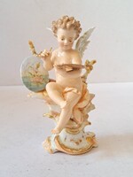 Antik meisseni porcelán figura, putto vagy cupido festőt ábrázoló angyalka szobor rokokó talpazaton