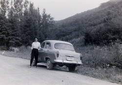 Régi fotónegatív Moszkvics 407 CE 49-64 rendszámmal   260401-2