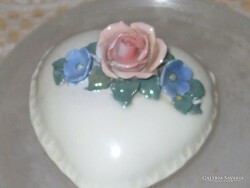 ENS SZÍV  ALAKÚ GYŰRŰ  TARTÓ