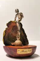 Silver sculpture-avocadogirl