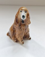Zsolnay Pécs kézzel festett porcelán kutya – elegáns vadászkutya figura – hibátlan