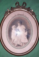 1911. Marié - Louise Schirke a gyermekeivel Harry és Helga 29 X 25 cm bieder pártás kerettel