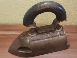 Weiss Manfréd Acél- és Fémművek vasaló