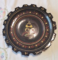 NAGY B-Né-Hódmezővásárhelyi sötétbarna mázas, szignózott dísztányér (27 cm) - HIBÁTLAN!