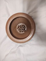 Hódmezővásárhelyi kerámia vágott virág tartó