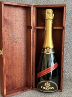 Millenium 2000 Chamon Doux minőségi pezsgő 750 ml díszdobozban, bontatlan!