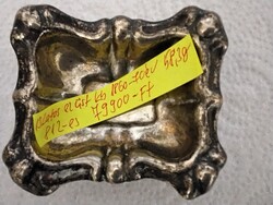 Ezüst fűszertartó 13 Latos jelzéssel, 58,3 gramm, kb 1860-70 év  nagyon szép patinás állapotban