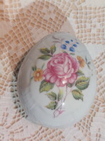 Hollóházi rózsamintás, ékszertartó tojás forma, porcelán