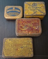 Régi bádog, fedeles dobozka gyűjtemény.  Benne magyar címeres ritkaság.  4db egyben.