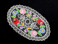 Kalocsai mintával hímzett riselt terítő 37 x 22 cm