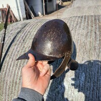 16. szd-i lovassági harci sisak rengeteg régi javítással