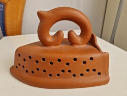 Vitos kerámia vasaló mérete 19x12x13cm