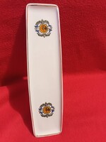 Jelzett, sorszámozott Hollóházi kínáló kis tál porcelán