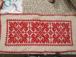 Antik hímzett székely , erdélyi terítő