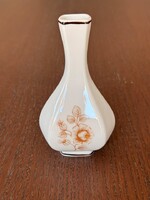 Hollóházi Porcelán Mini Váza – 11 cm – Elegáns arany-barna dekorral