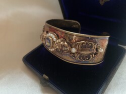 Ezüst  karperec Millefiori és putto