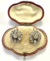 Fülbevaló Pár Gyémántokkal