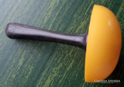 Békebeli stoppoló fa gomba műanyagból