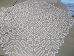 Nagyon szép szalag horgolásos asztal teritő