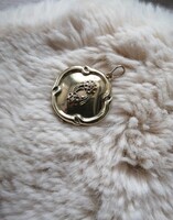 Regi 14 karatos jelzett fenykeptartos medal