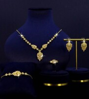5A Cirkónia Köves Nyaklánc + Karkötő + Fülbevaló + Gyűrű Szett Arany Színben Nemes Acél. Új!