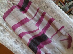 Puha csíkos, színes sál.