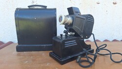 1950 -es évek régi diavetítő , működik és eredeti fa dobozában