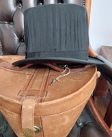 Cilinderkalap/"Doktorkalap "eredeti bőr kalaptartó box-ban