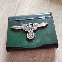 Régi fém dohánytartó