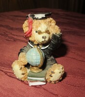 Régi ballagási maci fekete ruhában 5 x 4 x 4 cm 1980-as évekből