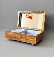 Vintage Mallorcai Zenélő Ékszerdoboz – Svájci Lador Szerkezettel