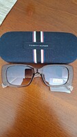 Tommy Hilfiger napszemüveg új eredeti