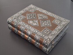 Vintage, fémveretes, könyv alakú, zárható nagy ékszerdoboz, ékszertartó