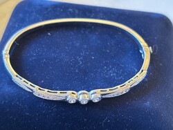 Modern fehérarany karreif 0,41 ct briliánssal