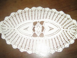 Csodaszép horgolt virágmintás fehér terítő