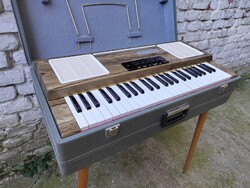 NDK RETRO 'HARMONA' ELEKTROMOS ORGONA #155