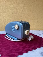 Lemezárú gyári diavetítő működő.