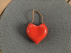 Drasche piros szív alakú porcelán fali kis virágtartó vagy szenteltvíztartó