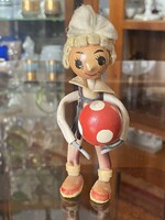 DRÓTBABA FIGURA LABDÁVAL, RETRO TRAFIK ÁRÚ 11.5 CM