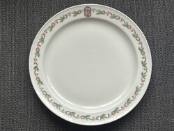Zsolnay antik porcelán süteményes tányér 19 cm. a Vitézi rend címerével 002
