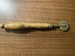 Régi fa nyelű derelyevágó